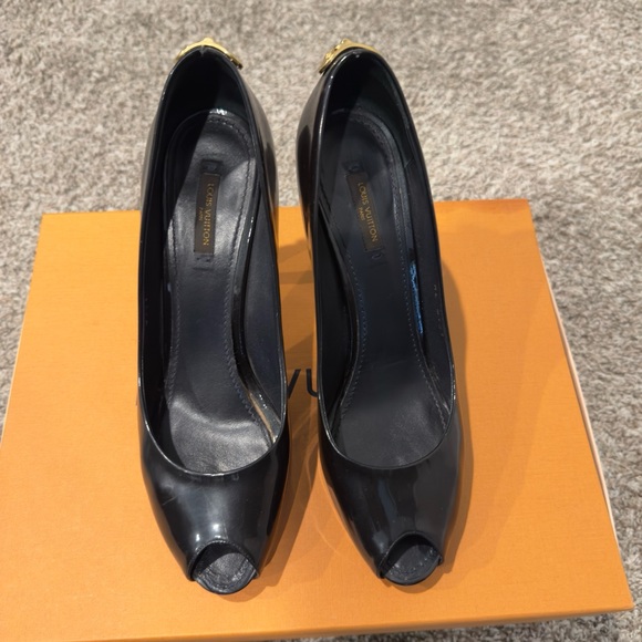 Louis Vuitton Black Peep-Toe Heels - Picture 1 of 3